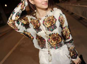 Blusa Branca Estampada Tiger