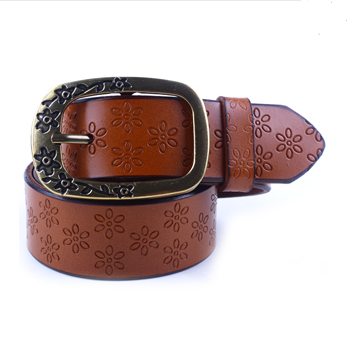 Cinto Marrom Floral em Relevo