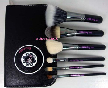 Kit de Pincéis Réplica da MAC Hello Kitty