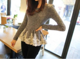 Blusa Cinza Claro C/ Babado e Renda